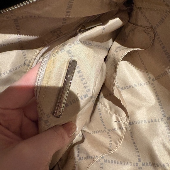 Steve Madden Tote Bag - Picture 7 of 16